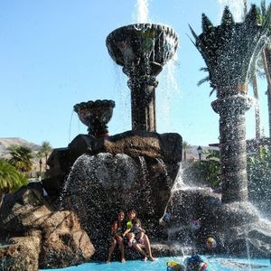 Meet your Posher, Alex y sandy